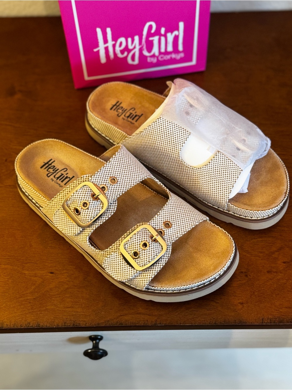 Corky’s “She’s Spicy”  slide Sandals Sz 9 New in box